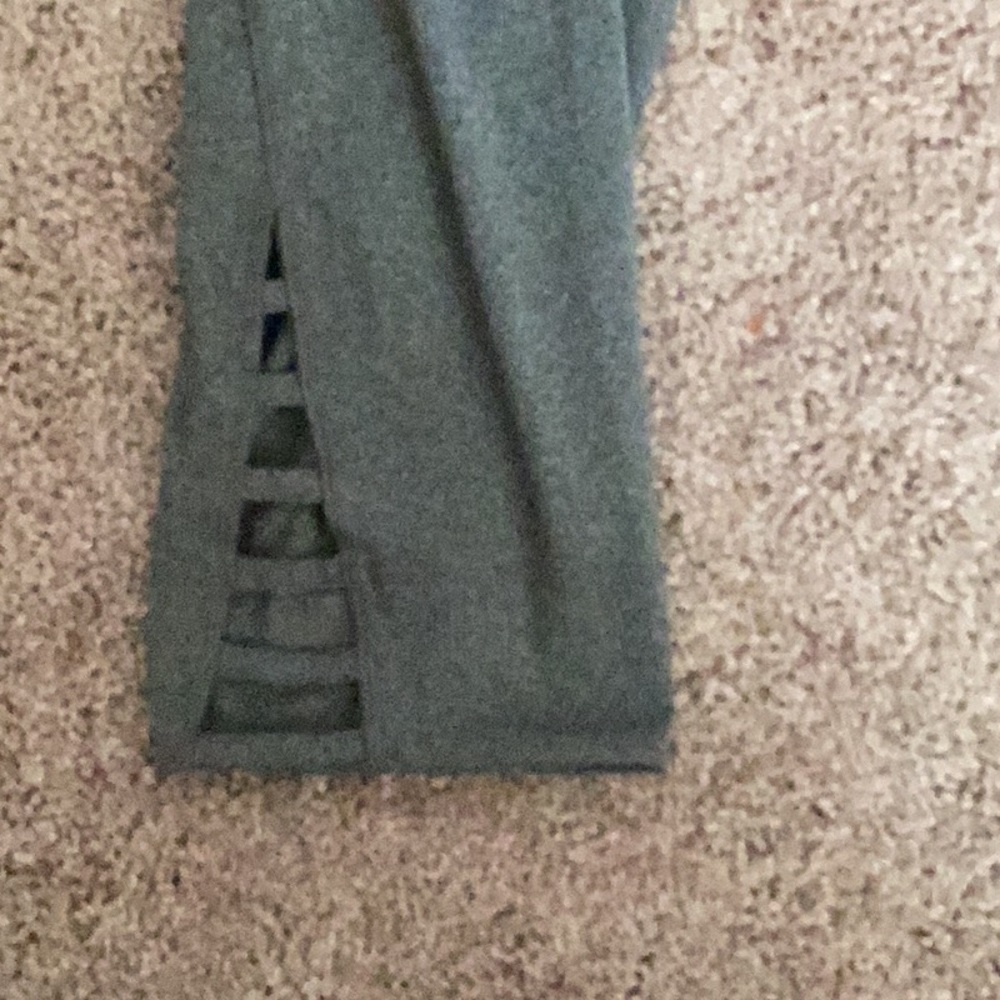 XL champion capri leggings - Picture 3 of 6